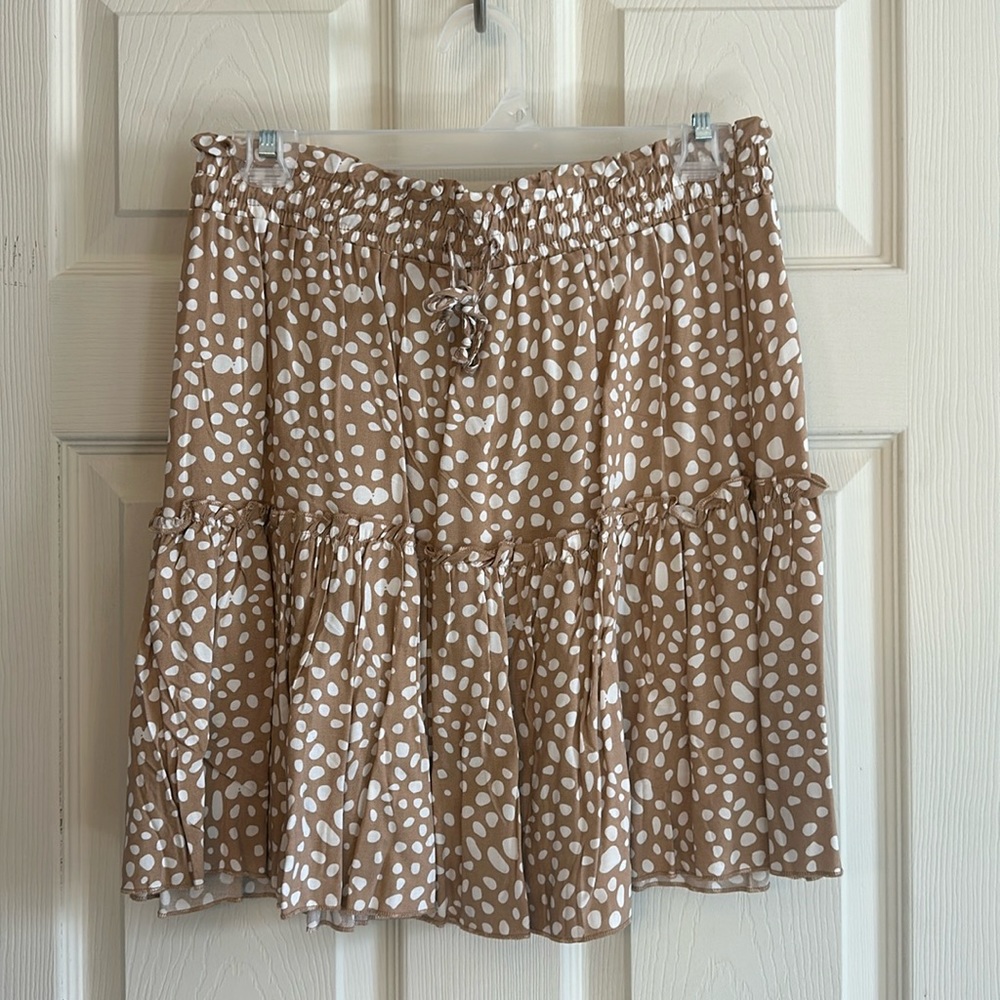 Skirt with ruffles